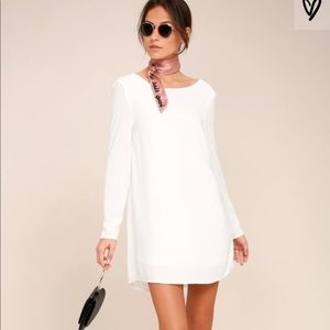 White long sleeve shift dress
